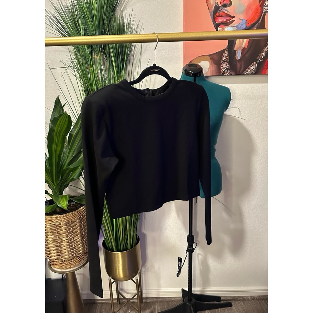 Barneys New York x Forever 21 Black Long Sleeve Crop Top - Size Large - Picture 5 of 10